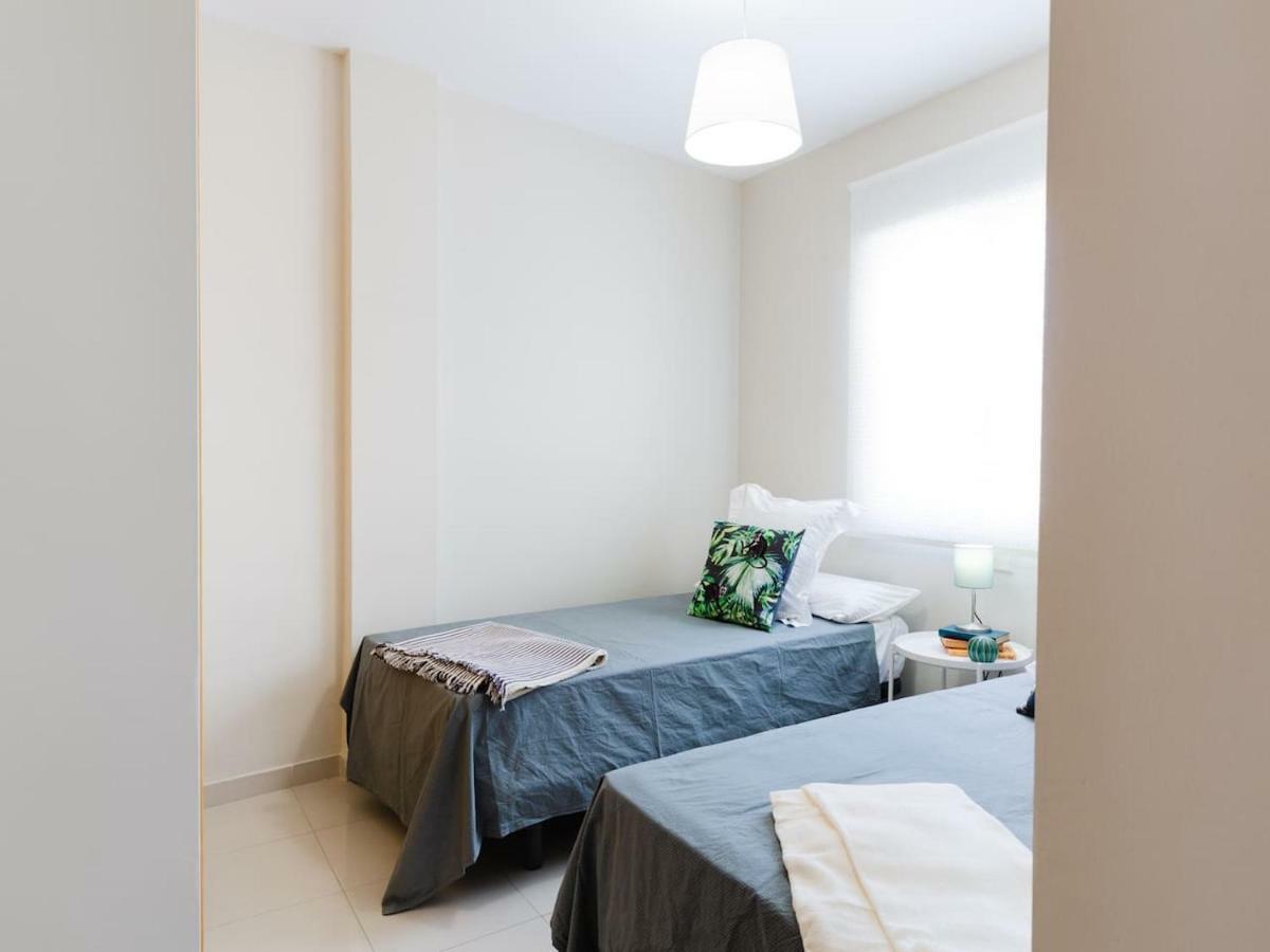 La Marina Ii, Luminoso Apartamento Junto A La Playa Torre de Benagalbon Luaran gambar